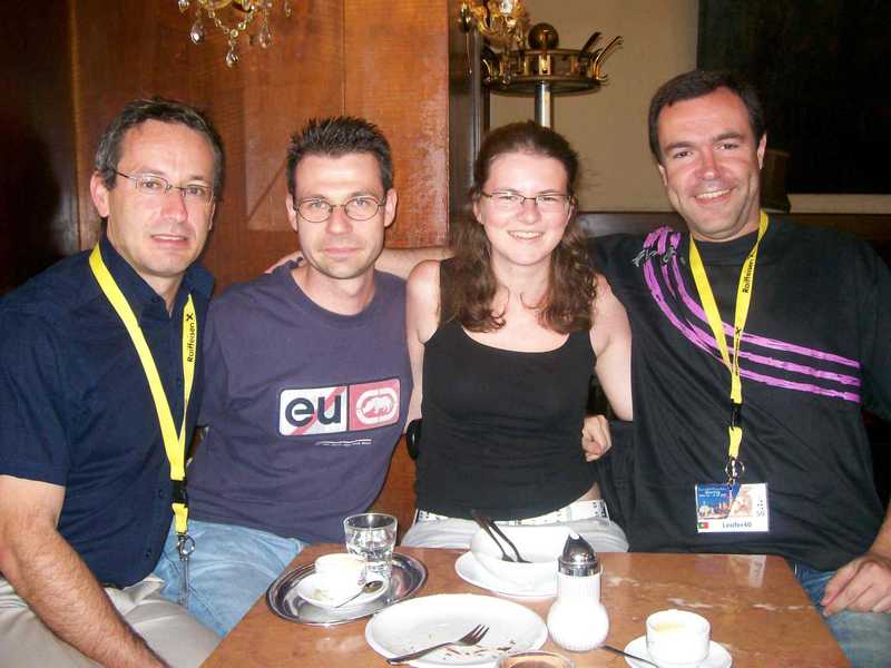 aftermeeting in a viennese Caf�Ergo, ravestorm, Schlauchen, Leofer40